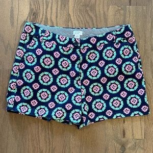 💙 Crown & Ivy 💚💗 EUC Caroline Shorts in Navy With Pink & Green Bumblebees 🐝